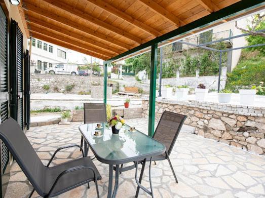 Christos Appartments Λαζαράτα Εξωτερικό φωτογραφία